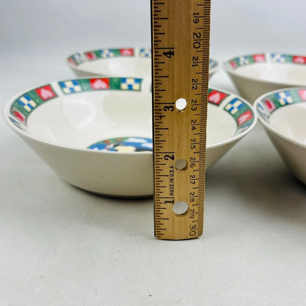 Gibson Barnyard Coupe Cereal Soup Bowl Set of 4 Cow Heart Check Apple Country